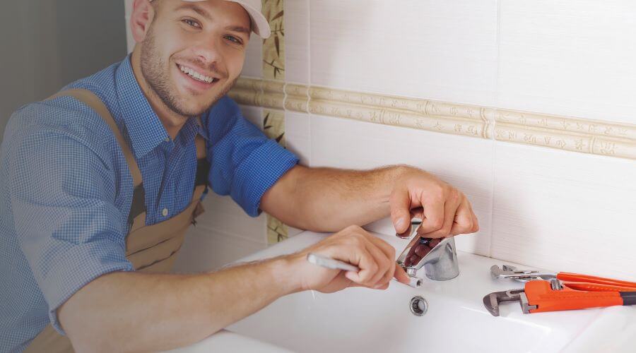 Handle or spout repair in Indian River, MI